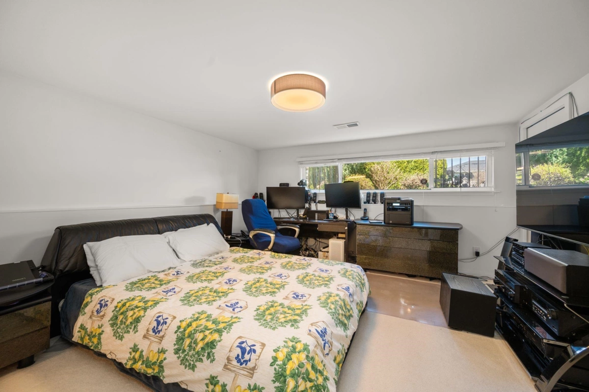 Guest Bathroom Photo of 2566 Mcbain Avenue, Vancouver, BC