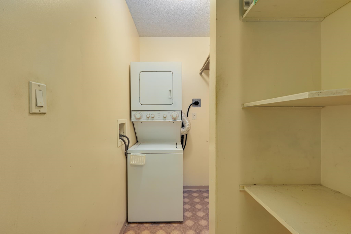 Powder Room Photo of 304 2256 W 7th Avenue, Vancouver, BC