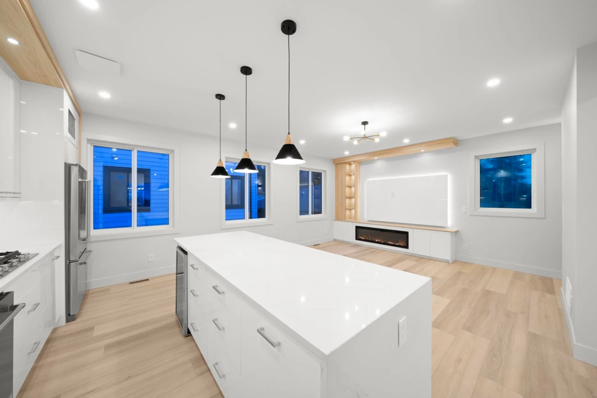 Dining Area Photo of 1 3881 Hurst Street, Burnaby, BC