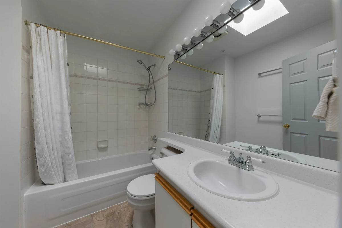 Office / Den Photo of E309 40180 Willow Crescent, Squamish, BC