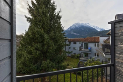 Loft / Bonus Room Photo of E309 40180 Willow Crescent, Squamish, BC