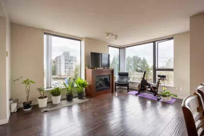 606 7088 Salisbury Avenue, Burnaby, BC
