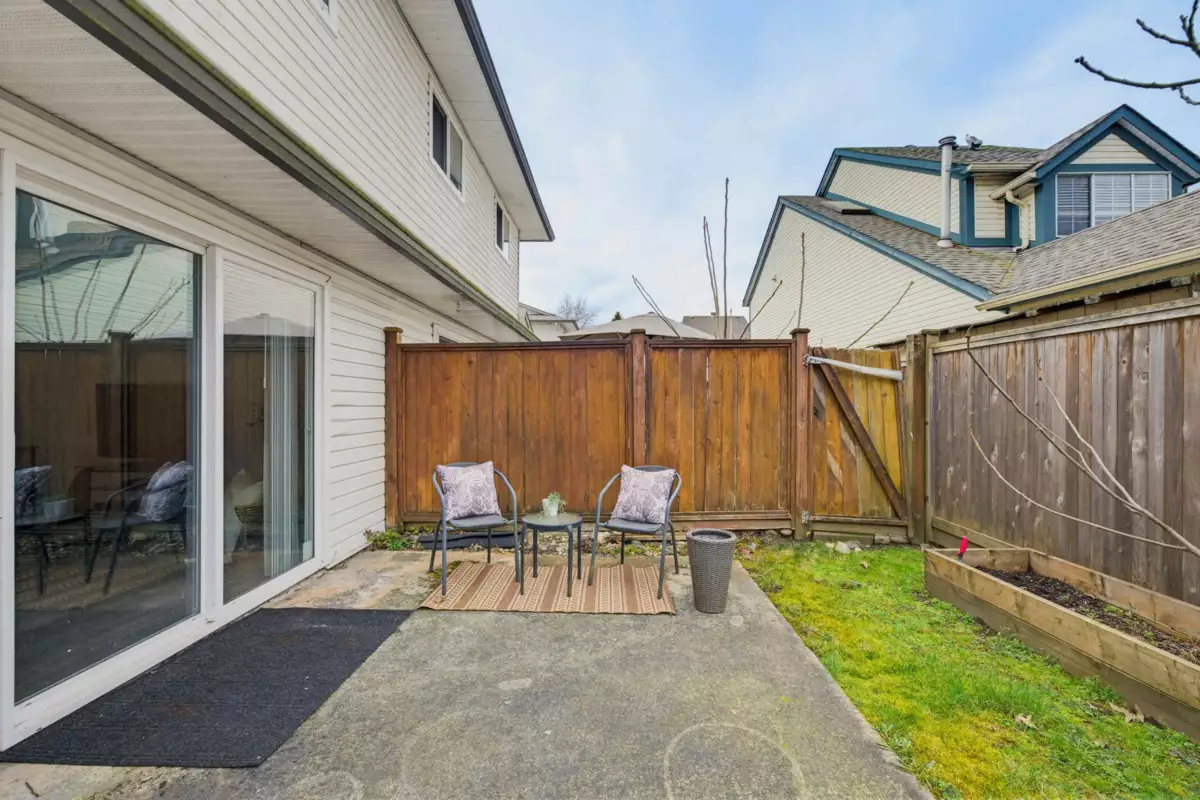 Hallway Photo of 30 11757 207 Street, Maple Ridge, BC