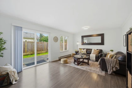 Breakfast Nook Photo of 30 11757 207 Street, Maple Ridge, BC