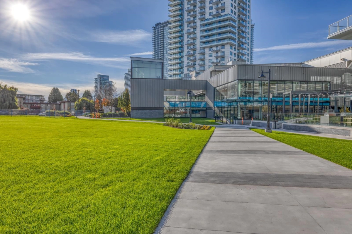 Front Yard Photo of 311 618 Langside Avenue, Coquitlam, BC