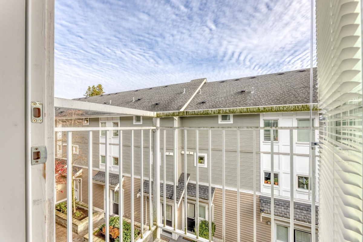 Guest Bathroom Photo of 311 618 Langside Avenue, Coquitlam, BC