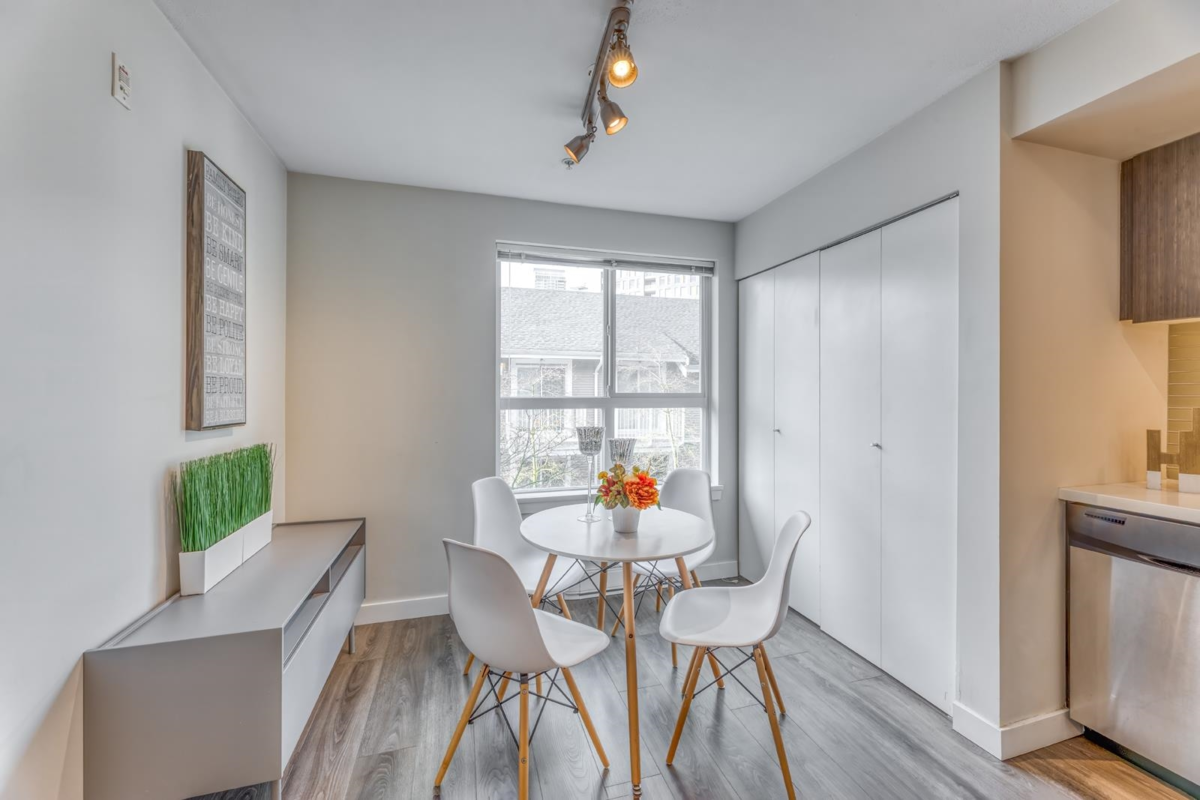 Kitchen Island Photo of 311 618 Langside Avenue, Coquitlam, BC