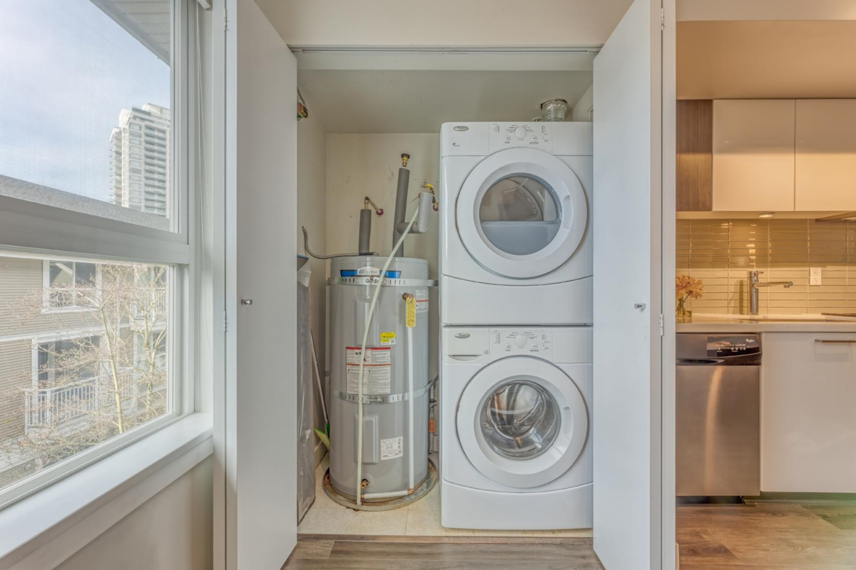 Primary Bathroom Photo of 311 618 Langside Avenue, Coquitlam, BC