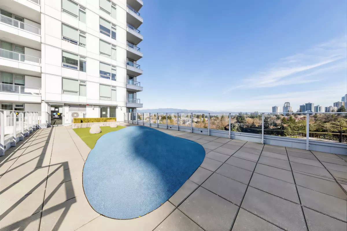 Hallway Photo of 320 5665 Boundary Road, Vancouver, BC