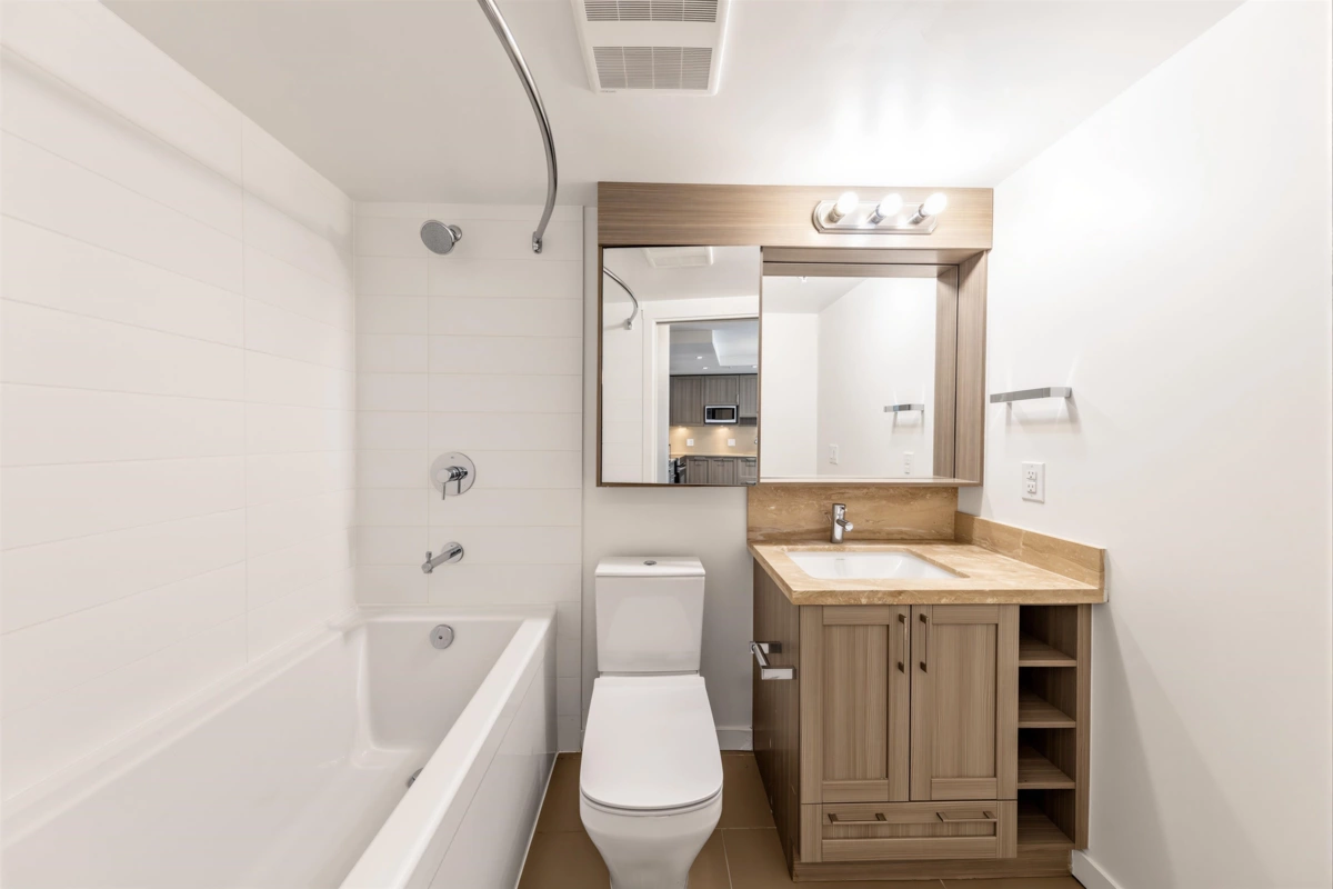 Kitchen Island Photo of 320 5665 Boundary Road, Vancouver, BC