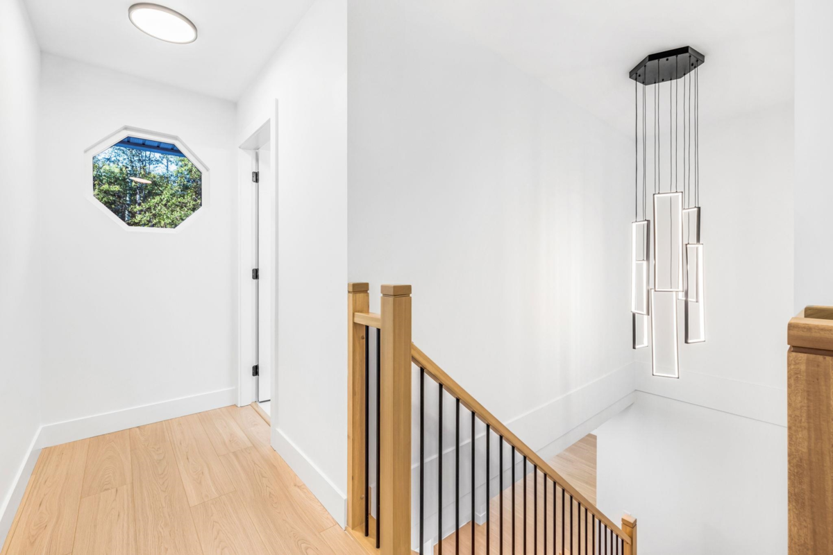 Basement Recreation Room Photo of 14278 Hyland Road, Surrey, BC