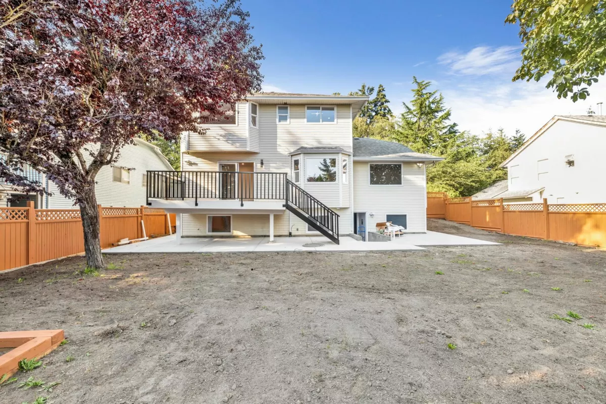 Community Amenities Photo (Clubhouse) of 14278 Hyland Road, Surrey, BC