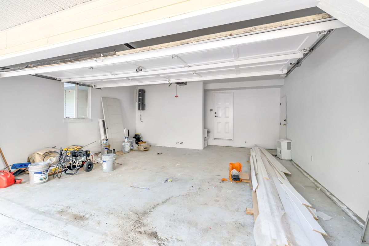 Fitness Center Photo Near 14278 Hyland Road, Surrey, BC