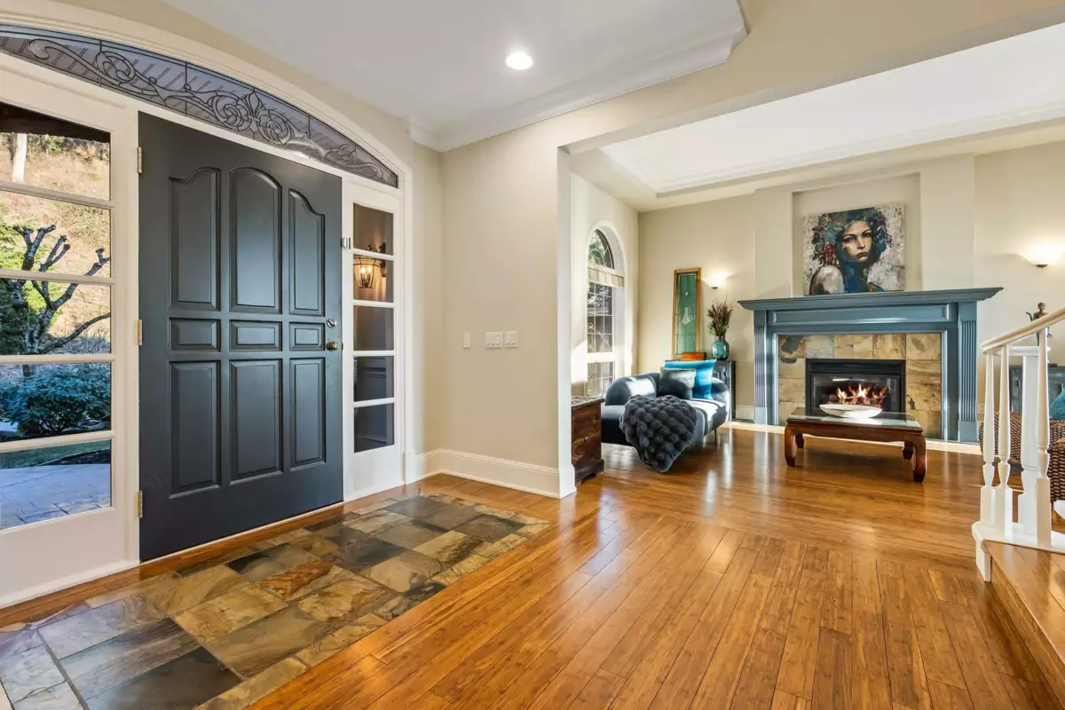 Dining Area Photo of 2405 Cranberry Court, Abbotsford, BC