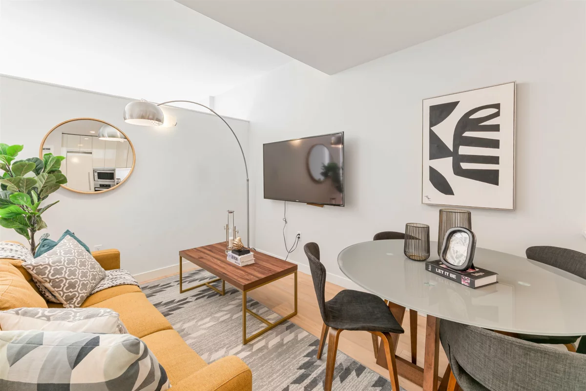 Dining Area Photo of 202 528 W King Edward Avenue, Vancouver, BC