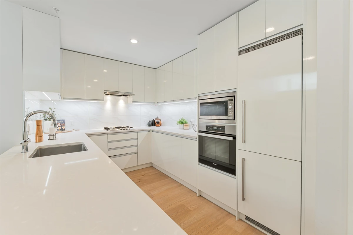 Family Room Photo of 202 528 W King Edward Avenue, Vancouver, BC