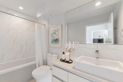 Primary Bathroom Photo of 202 528 W King Edward Avenue, Vancouver, BC