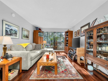 Living Room Photo of 106 515 Eleventh Street, New Westminster, BC