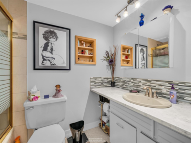 Office / Den Photo of 106 515 Eleventh Street, New Westminster, BC