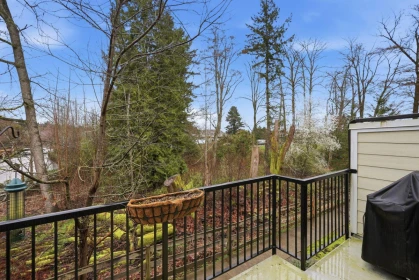 Garden / Landscaping Photo of 13 15588 32 Avenue, Surrey, BC