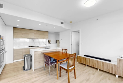 2602 2085 Skyline Court, Burnaby, BC, Burnaby — Apartment/Condo for sale