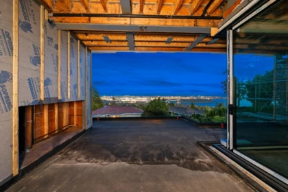 Hot Tub / Spa Photo of 1424 Sandhurst Place, West Vancouver, BC