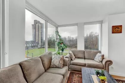 Garden / Landscaping Photo of 412 1500 Fern Street, North Vancouver, BC