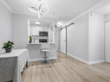 410 715 Royal Avenue, New Westminster, BC, New Westminster — Apartment/Condo for sale