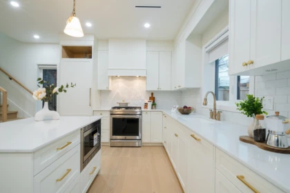 Breakfast Nook Photo of 3462 Welwyn Street, Vancouver, BC