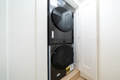 Guest Bathroom Photo of 3462 Welwyn Street, Vancouver, BC