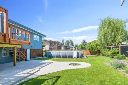 Garden / Landscaping Photo of 31921 Starling Avenue, Mission, BC