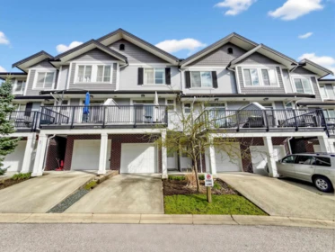 52 7157 210 Street, Langley, BC, Langley — Townhouse for sale