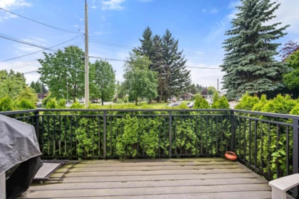 Mudroom Photo of 2225 Crystal Court, Abbotsford, BC
