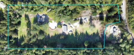 Community Amenities Photo (Clubhouse) of 6979 Sechelt Inlet Road, Sechelt, BC