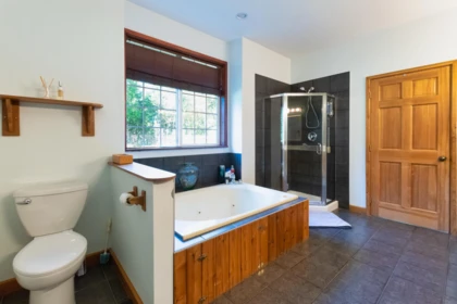 Powder Room Photo of 6979 Sechelt Inlet Road, Sechelt, BC