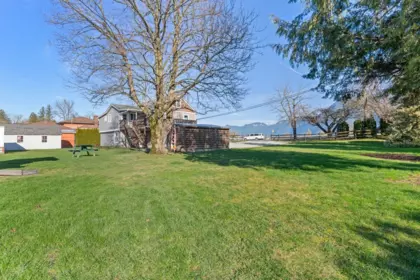 Front Yard Photo of 9227 Annis Road, Rosedale, BC