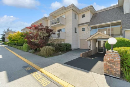 Outdoor Patio Photo of 223 11806 88 Avenue, Delta, BC