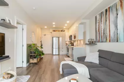 203 10838 Whalley Boulevard, Surrey, BC, Surrey — Apartment/Condo for sale