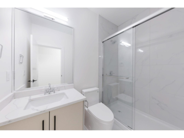Basement Recreation Room Photo of 9755 177b Street, Surrey, BC
