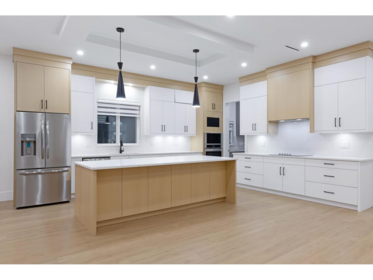 Kitchen Photo of 9755 177b Street, Surrey, BC