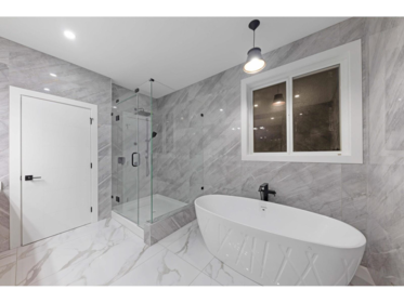 Office / Den Photo of 9755 177b Street, Surrey, BC