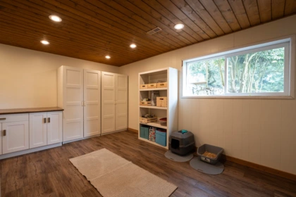 Basement Recreation Room Photo of 1930 Ranch Road, Roberts Creek, BC