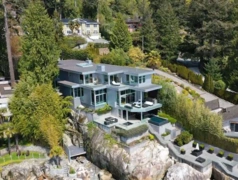 3906 Marine Drive, West Vancouver, BC