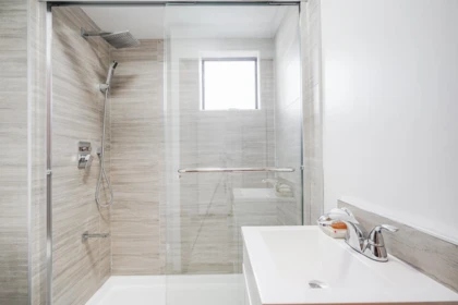 Powder Room Photo of 9041 122b Street, Surrey, BC