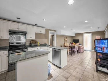 Hot Tub / Spa Photo of 2620 Limestone Place, Coquitlam, BC