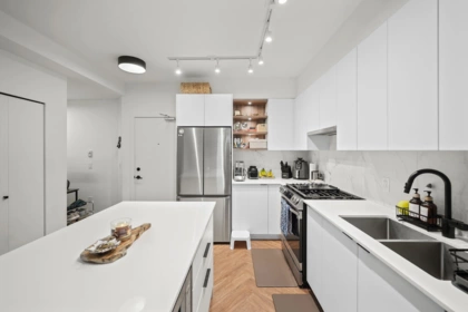 Kitchen Photo of 513 3229 St. Johns Street, Port Moody, BC