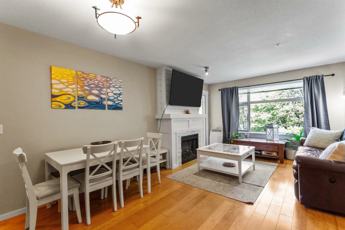 Family Room Photo of 315 400 Klahanie Drive, Port Moody, BC