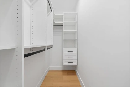Laundry Room Photo of 1 1166 E 11th Avenue, Vancouver, BC
