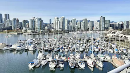 315 674 Leg In Boot Square, Vancouver, BC, Vancouver — Apartment/Condo for sale