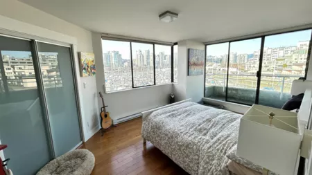 Guest Bathroom Photo of 315 674 Leg In Boot Square, Vancouver, BC